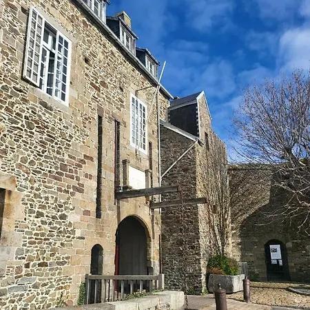 Location - Remparts De La Hauteville * Granville