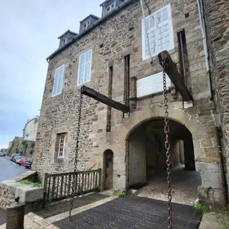 Location - Remparts De La Hauteville